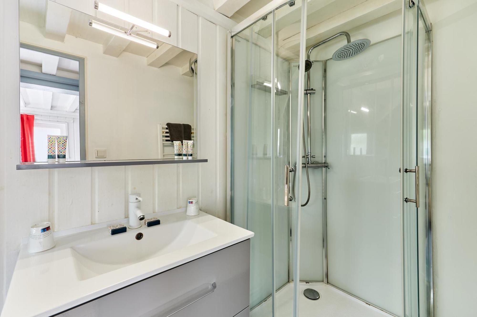 Apartament Domaine Du Gros Chene - Terrasses Avec Jacuzzis Privatifs Ablon Zewnętrze zdjęcie